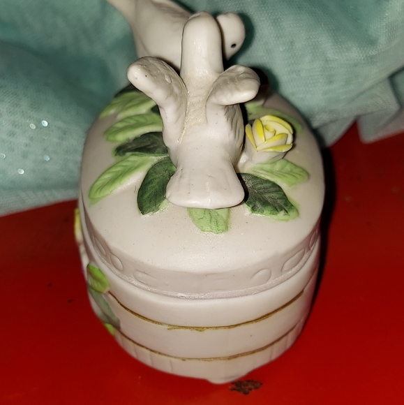 Vintage 2 Turtle Dove Trinket Box - Picture 6 of 14